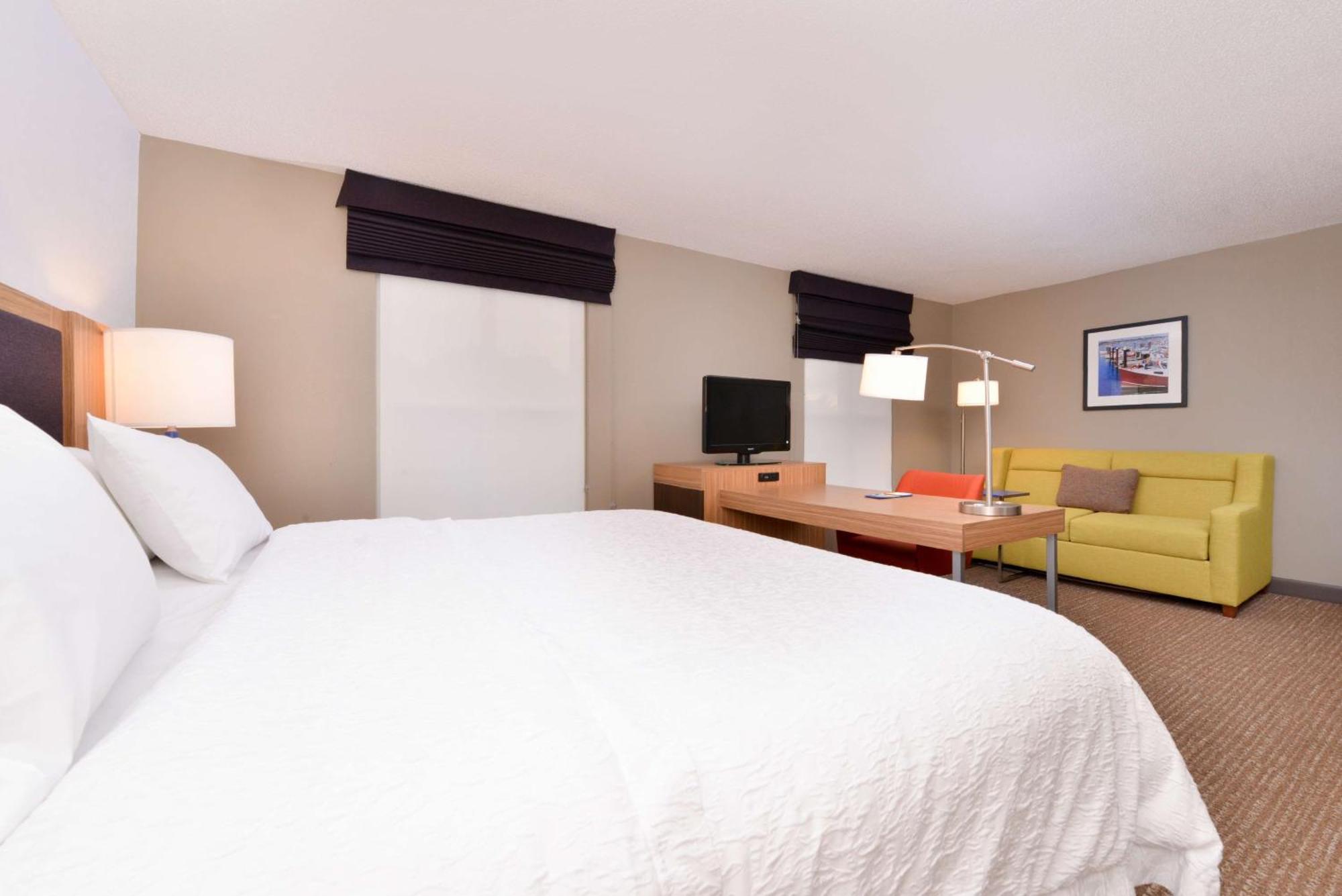 Hampton Inn & Suites By Hilton Plymouth Extérieur photo