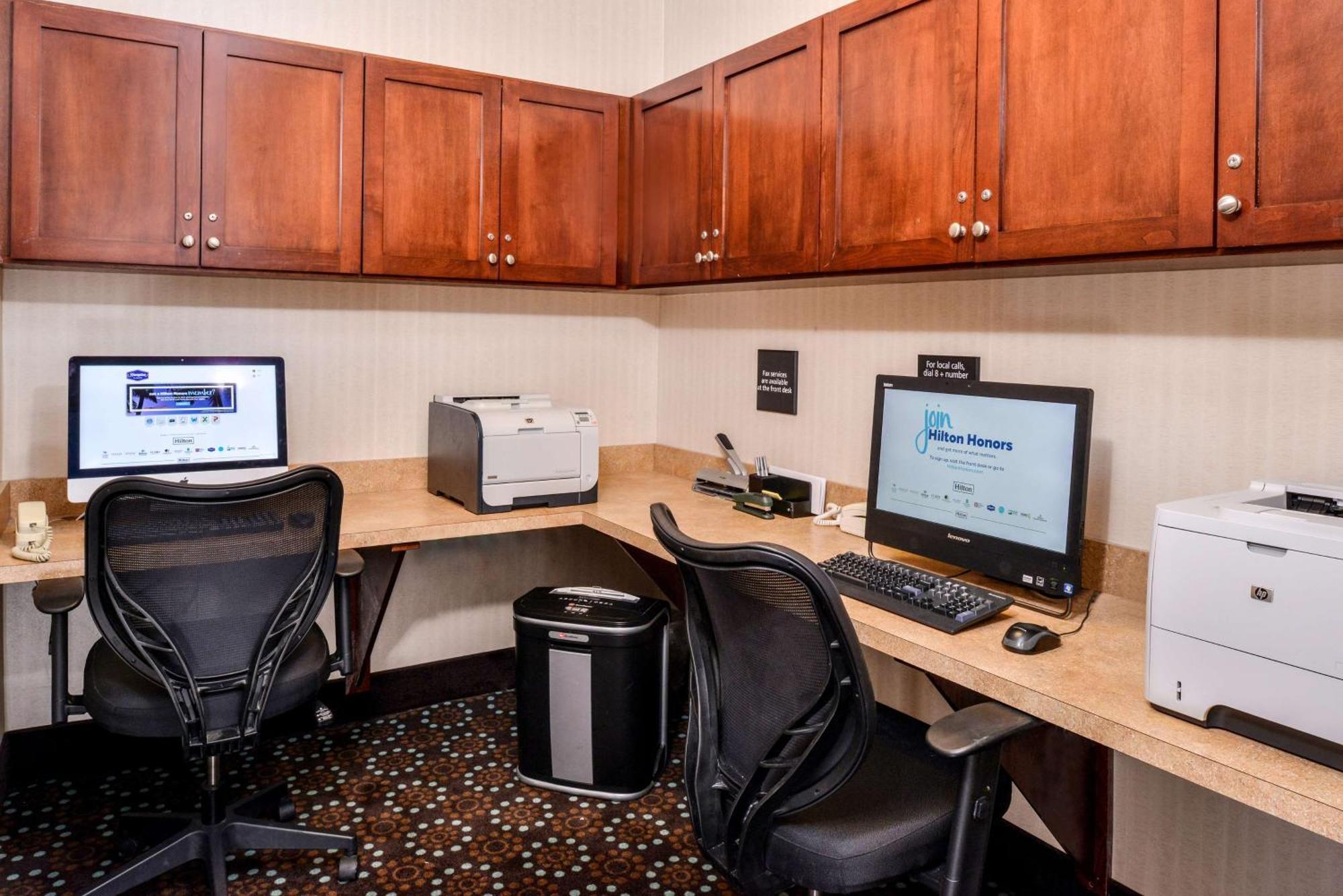 Hampton Inn & Suites By Hilton Plymouth Extérieur photo