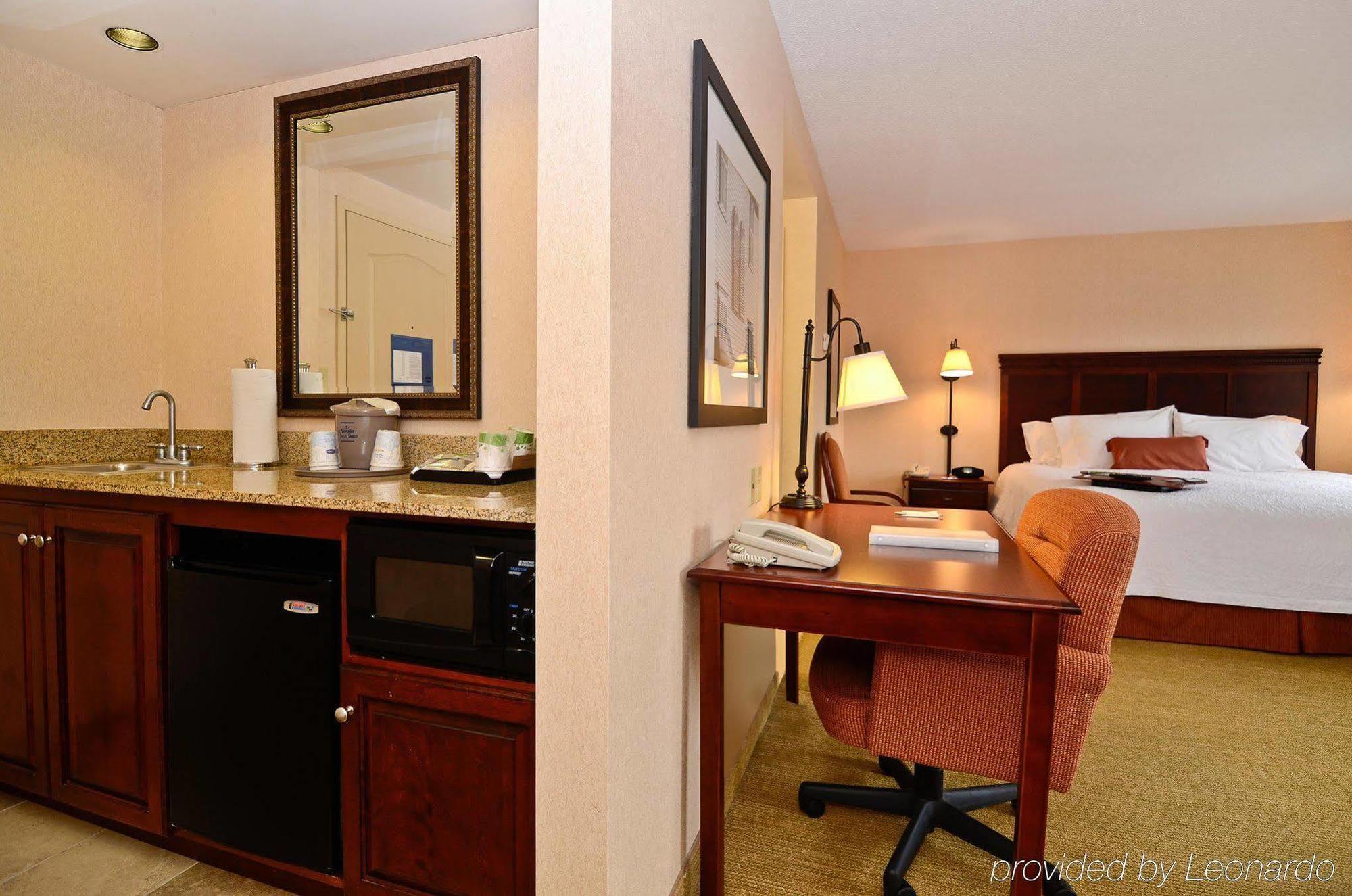 Hampton Inn & Suites By Hilton Plymouth Extérieur photo