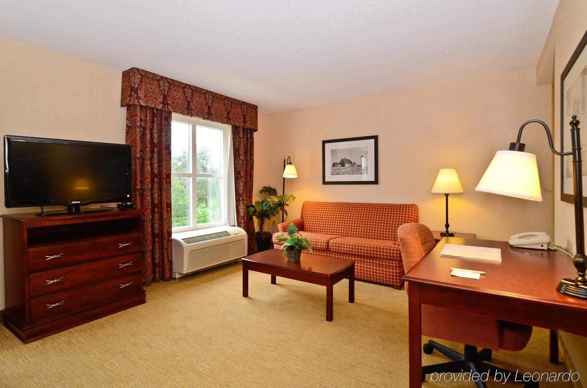 Hampton Inn & Suites By Hilton Plymouth Extérieur photo