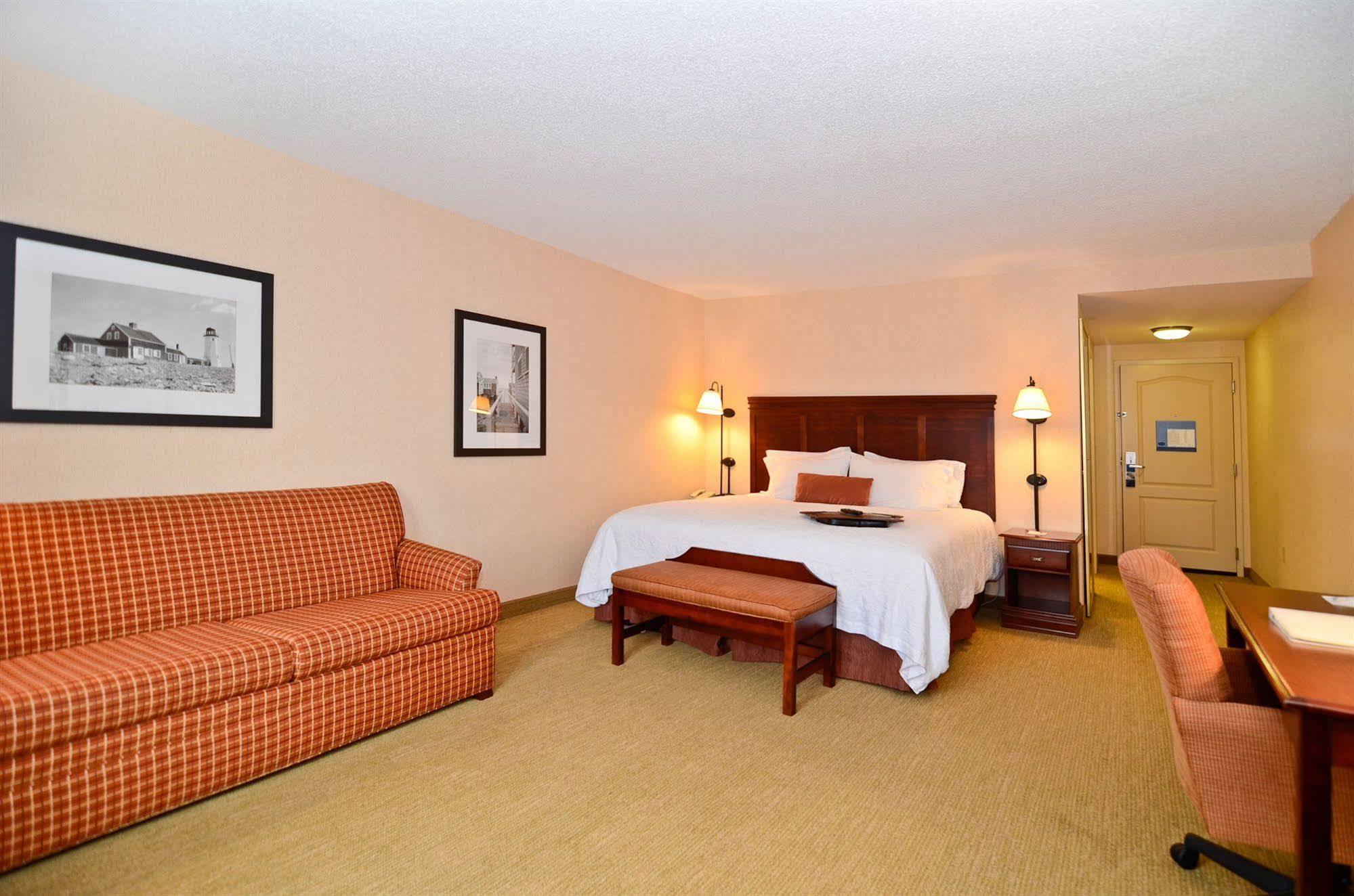 Hampton Inn & Suites By Hilton Plymouth Extérieur photo