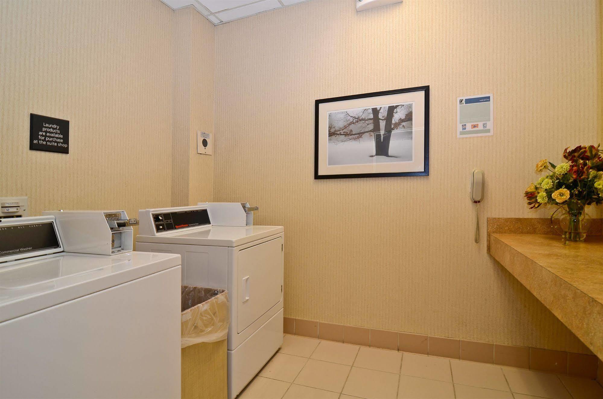 Hampton Inn & Suites By Hilton Plymouth Extérieur photo